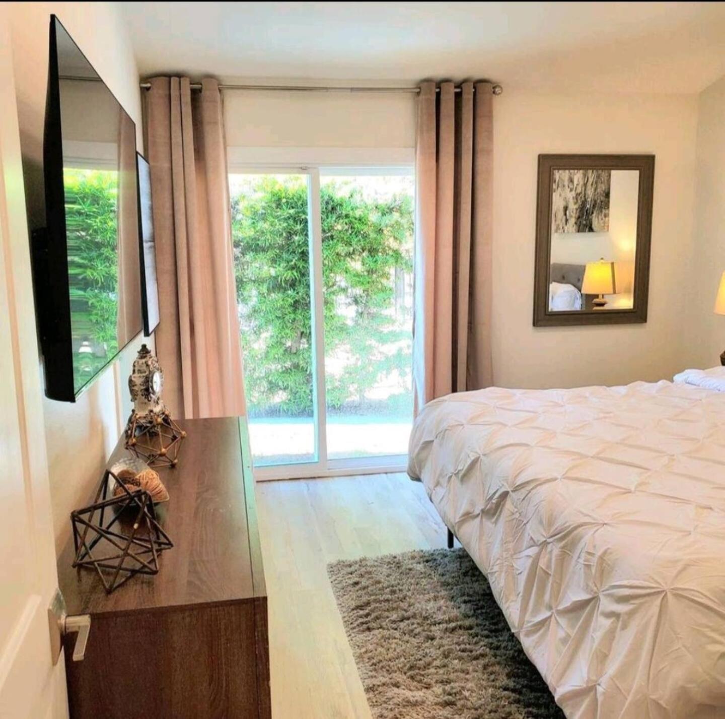 Spacious 4Bed 2Bath, Gated Pool, Wi-Fi, Garage Βίλα Λος Άντζελες Εξωτερικό φωτογραφία